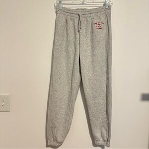 Pudus gray sweatpants with embroidered hearts
